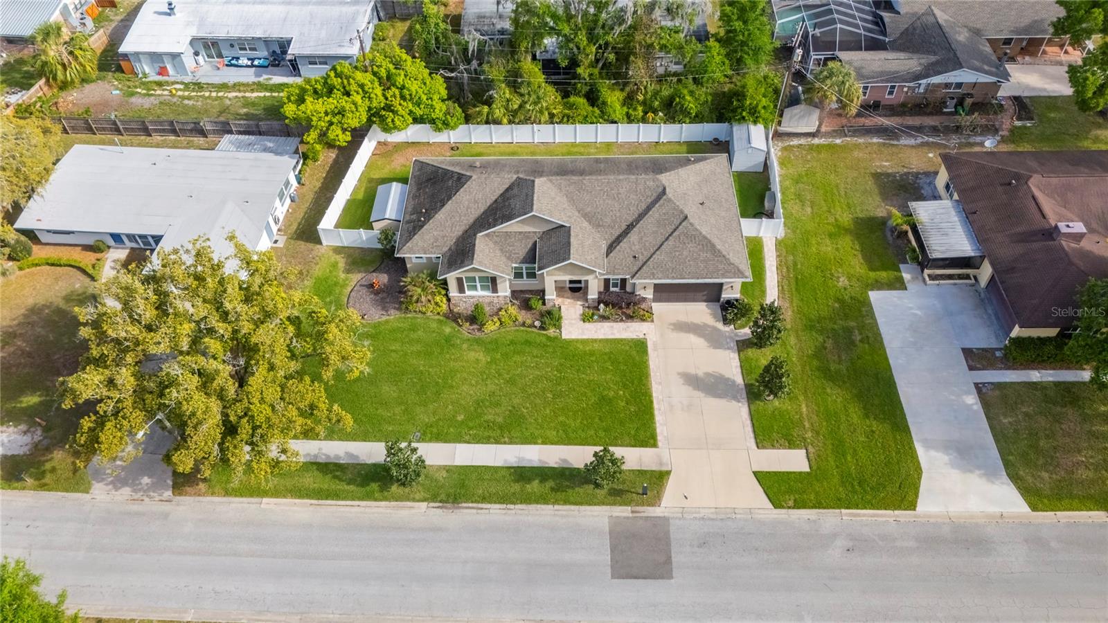 1008 W RIVER DR, TEMPLE TERRACE, FL, 33617