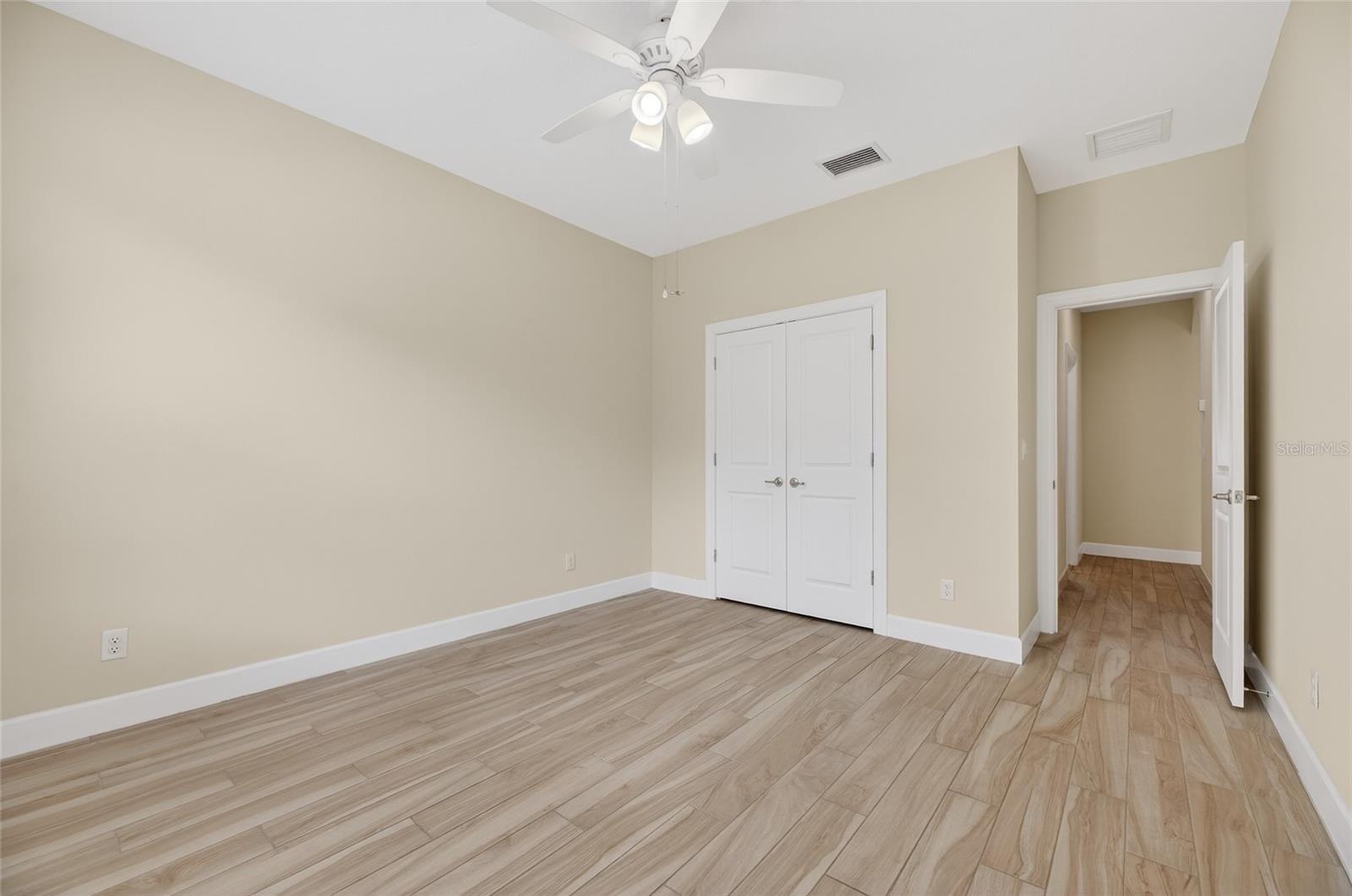 1008 W RIVER DR, TEMPLE TERRACE, FL, 33617