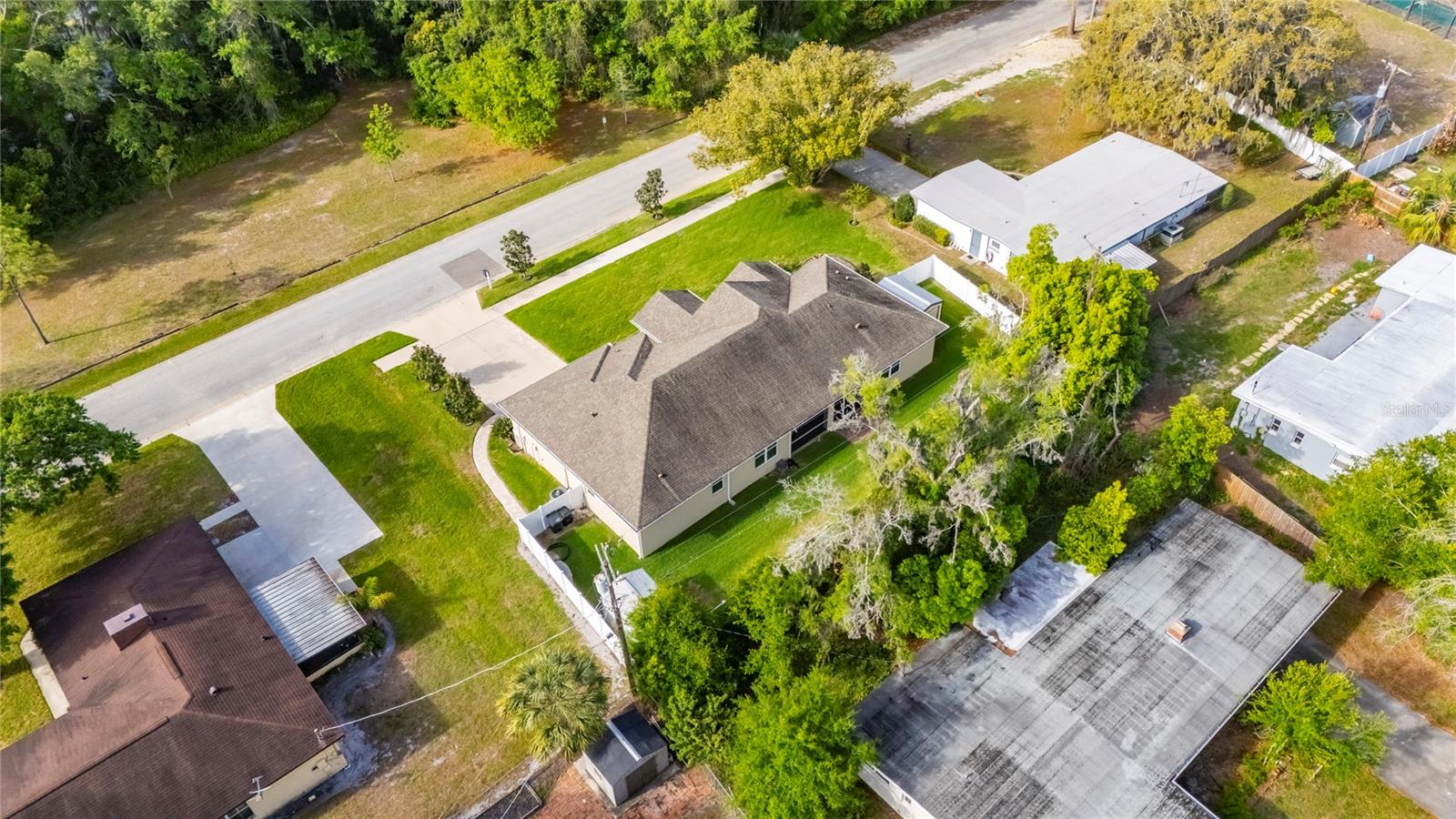1008 W RIVER DR, TEMPLE TERRACE, FL, 33617