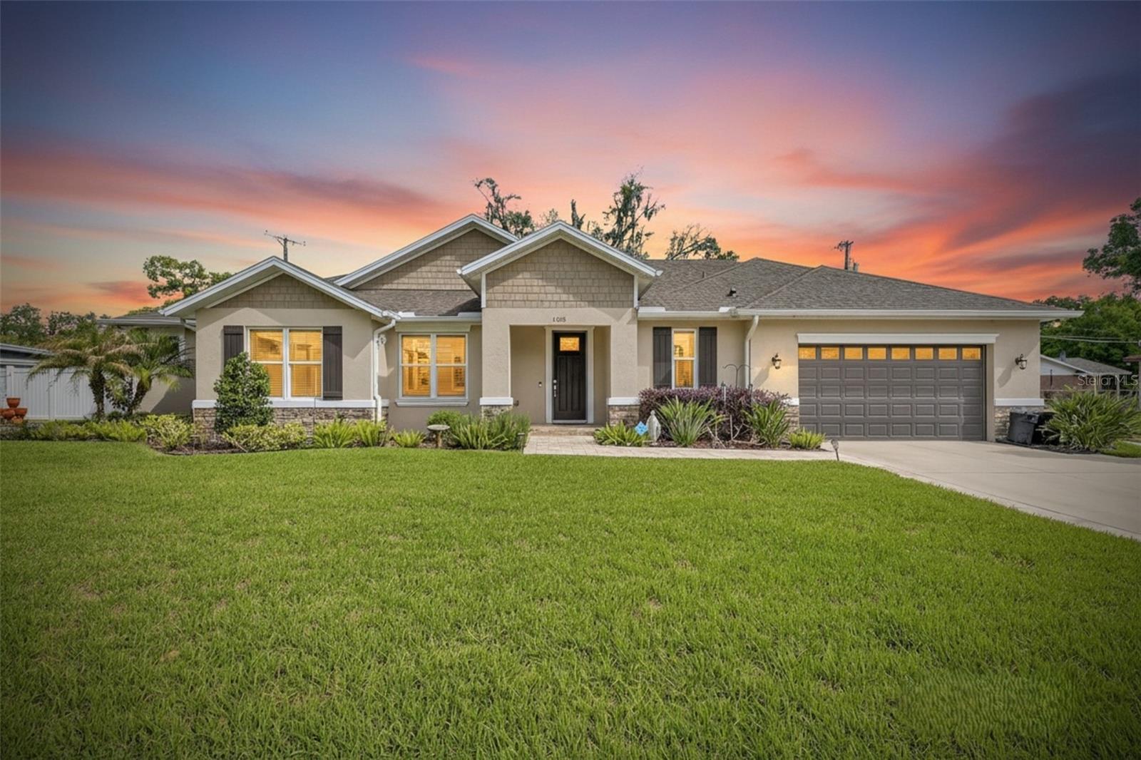 1008 W RIVER DR, TEMPLE TERRACE, FL, 33617