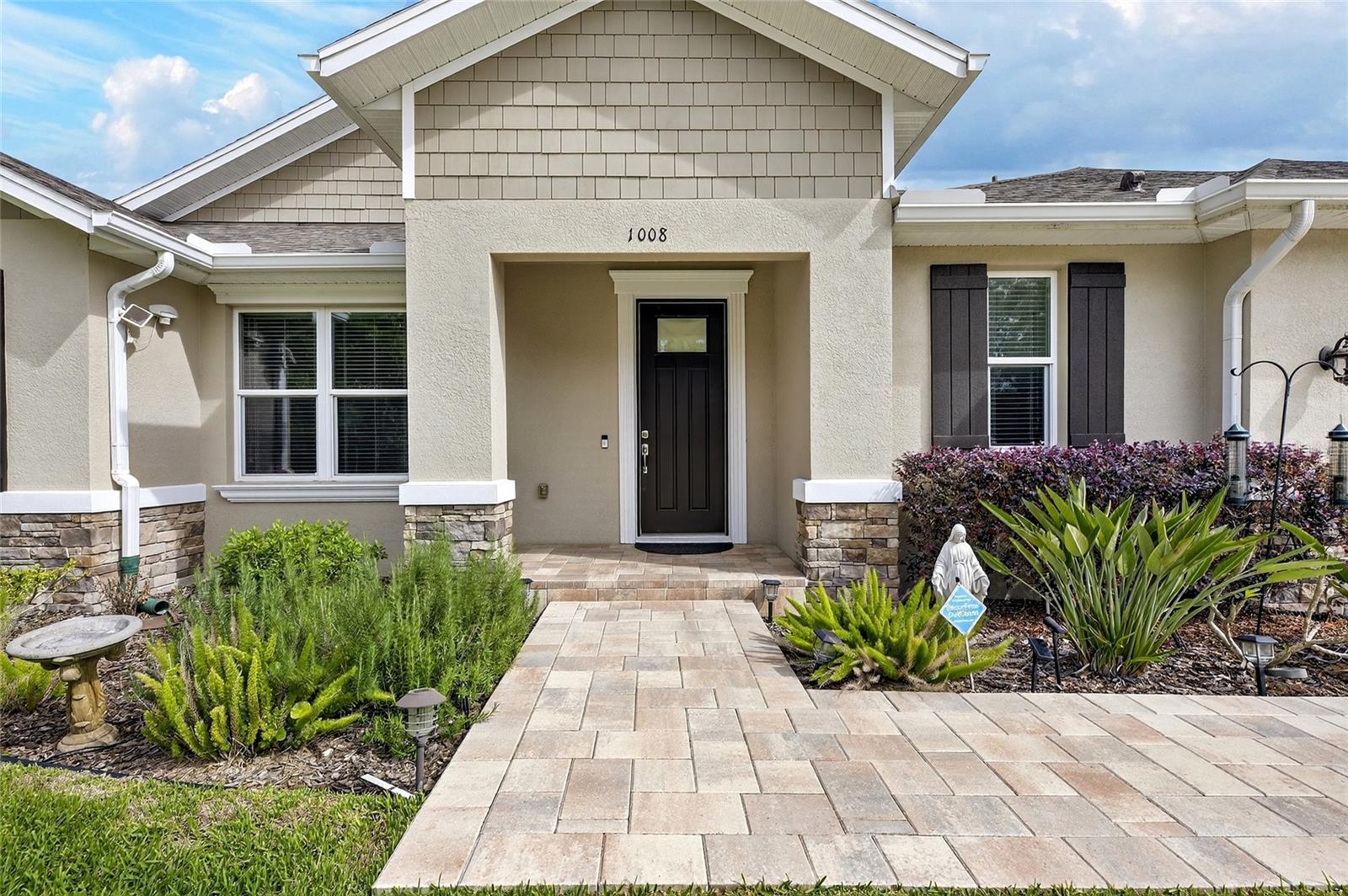 1008 W RIVER DR, TEMPLE TERRACE, FL, 33617