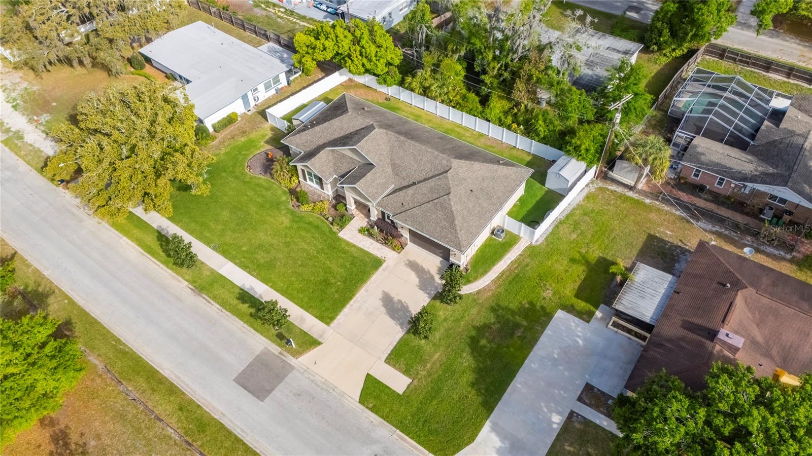 1008 W RIVER DR, TEMPLE TERRACE, FL, 33617