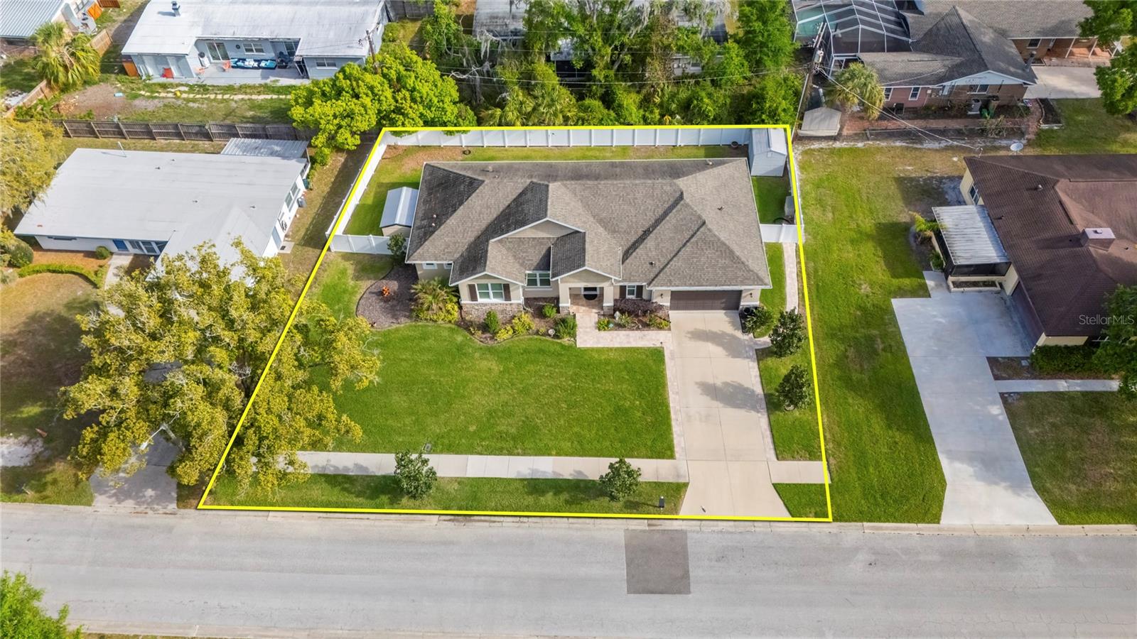 1008 W RIVER DR, TEMPLE TERRACE, FL, 33617