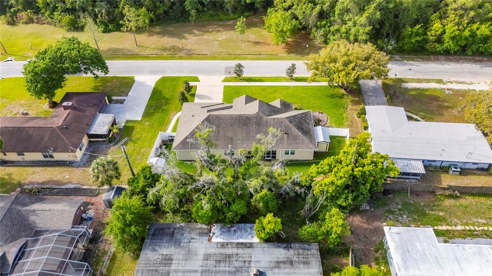 1008 W RIVER DR, TEMPLE TERRACE, FL, 33617