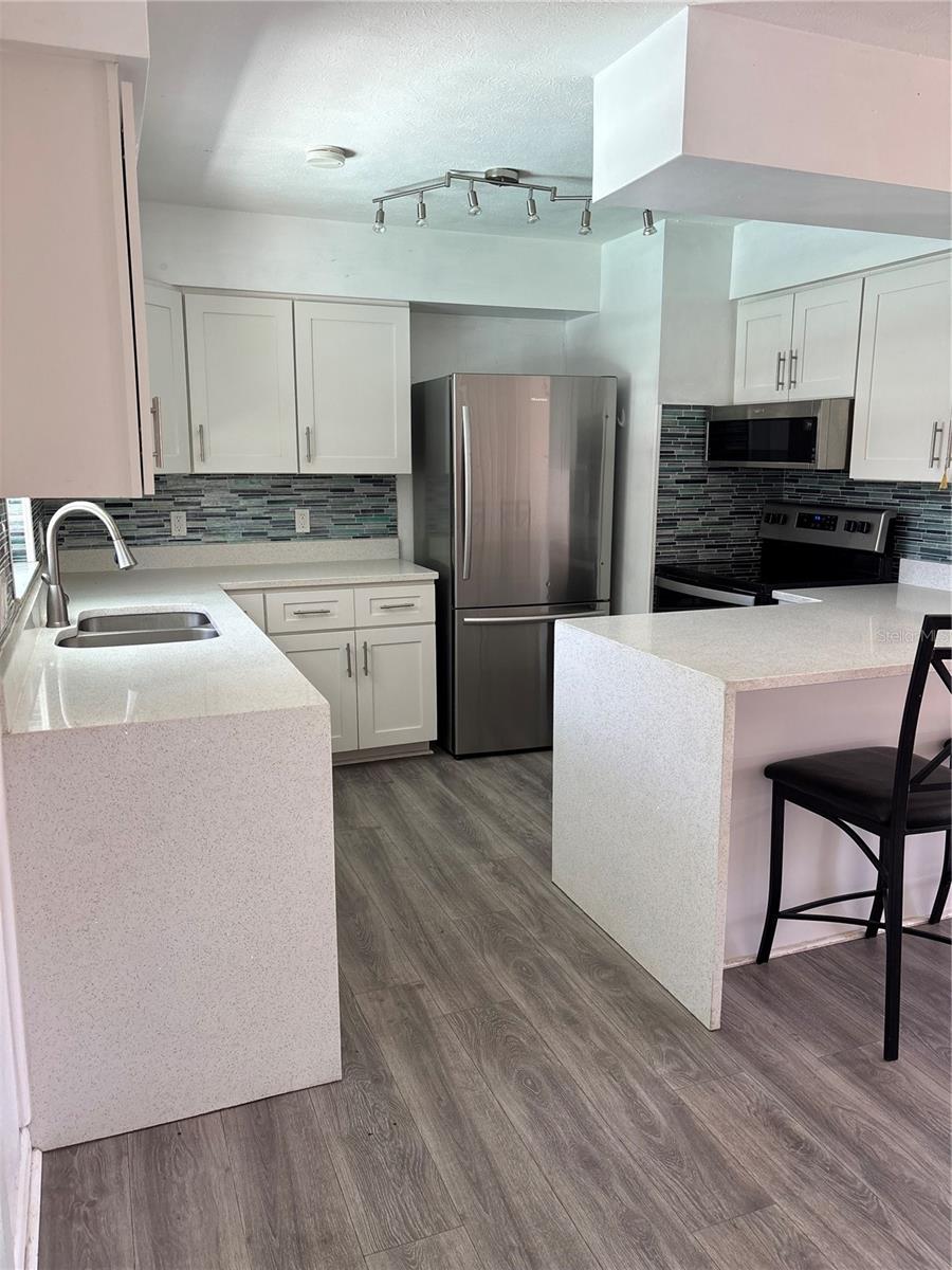 39219 5TH AVE, ZEPHYRHILLS, FL, 33542