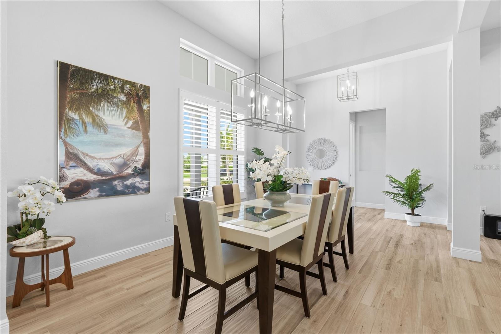 8245 GRANDE SHORES DR, SARASOTA, FL, 34240