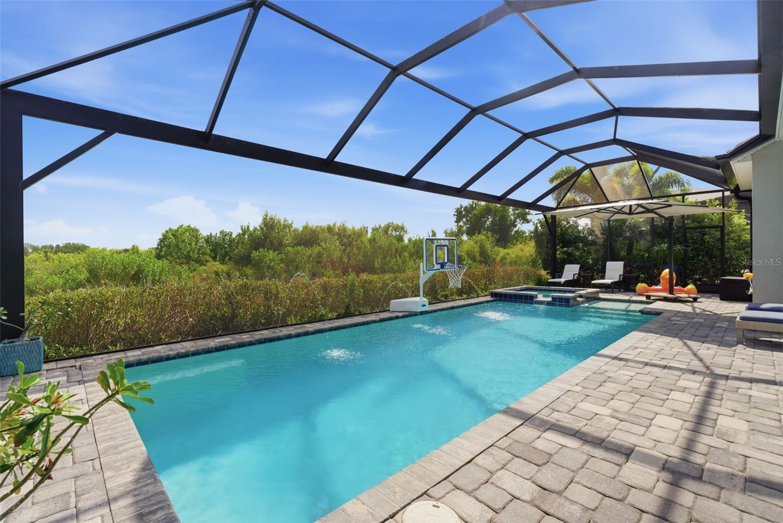 8245 GRANDE SHORES DR, SARASOTA, FL, 34240