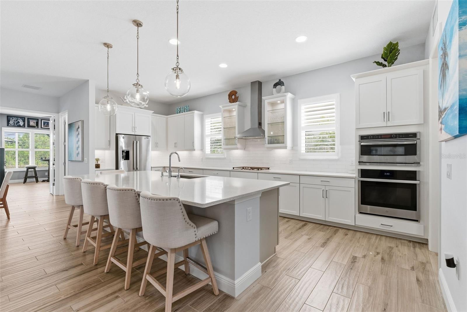 8245 GRANDE SHORES DR, SARASOTA, FL, 34240