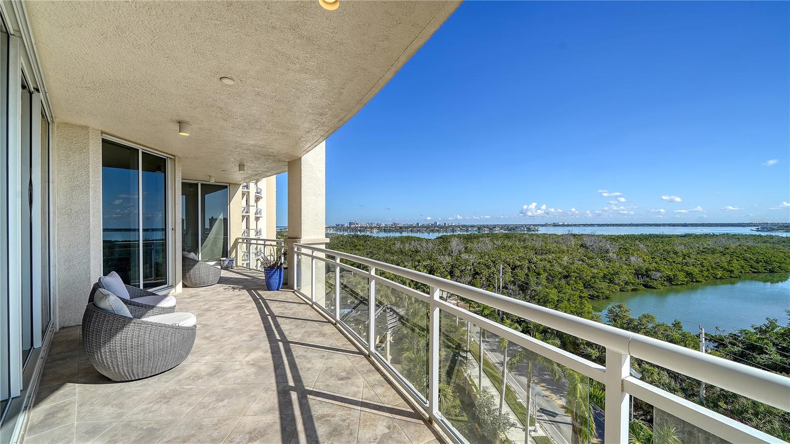1300 BENJAMIN FRANKLIN DR #701, SARASOTA, FL, 34236