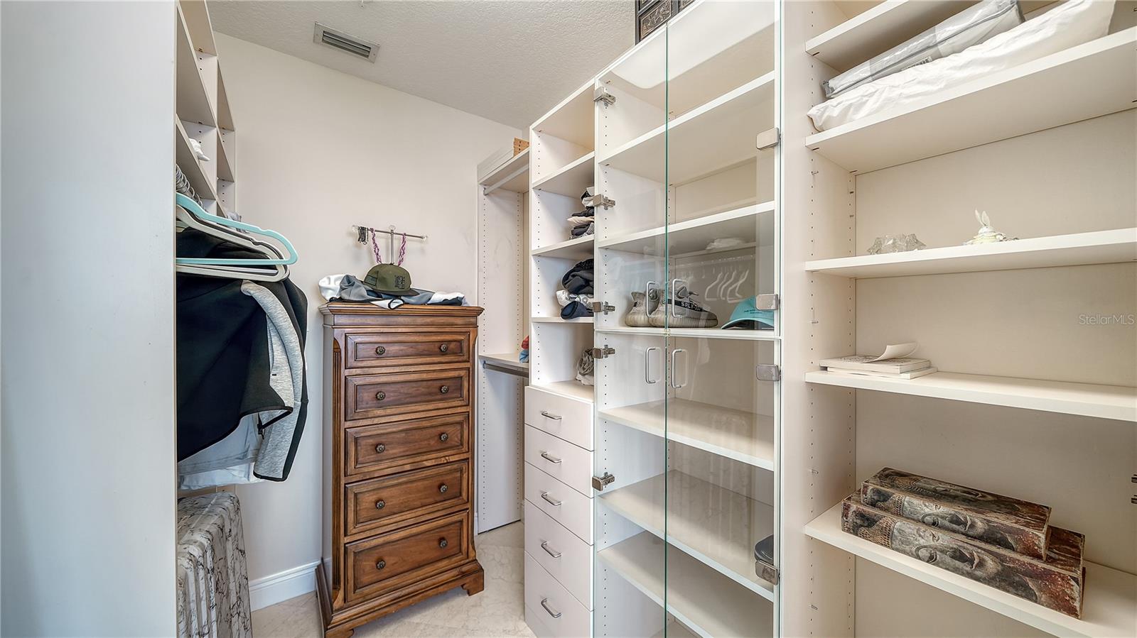 1300 BENJAMIN FRANKLIN DR #701, SARASOTA, FL, 34236