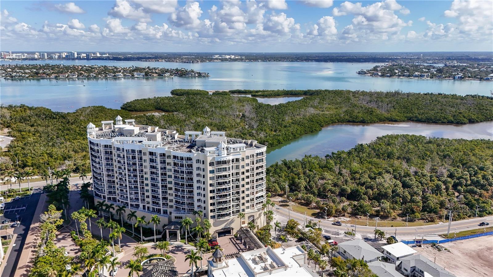 1300 BENJAMIN FRANKLIN DR #701, SARASOTA, FL, 34236