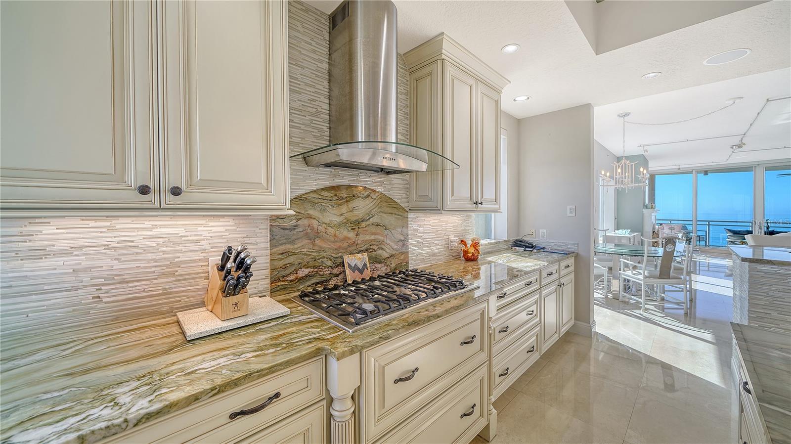 1300 BENJAMIN FRANKLIN DR #701, SARASOTA, FL, 34236