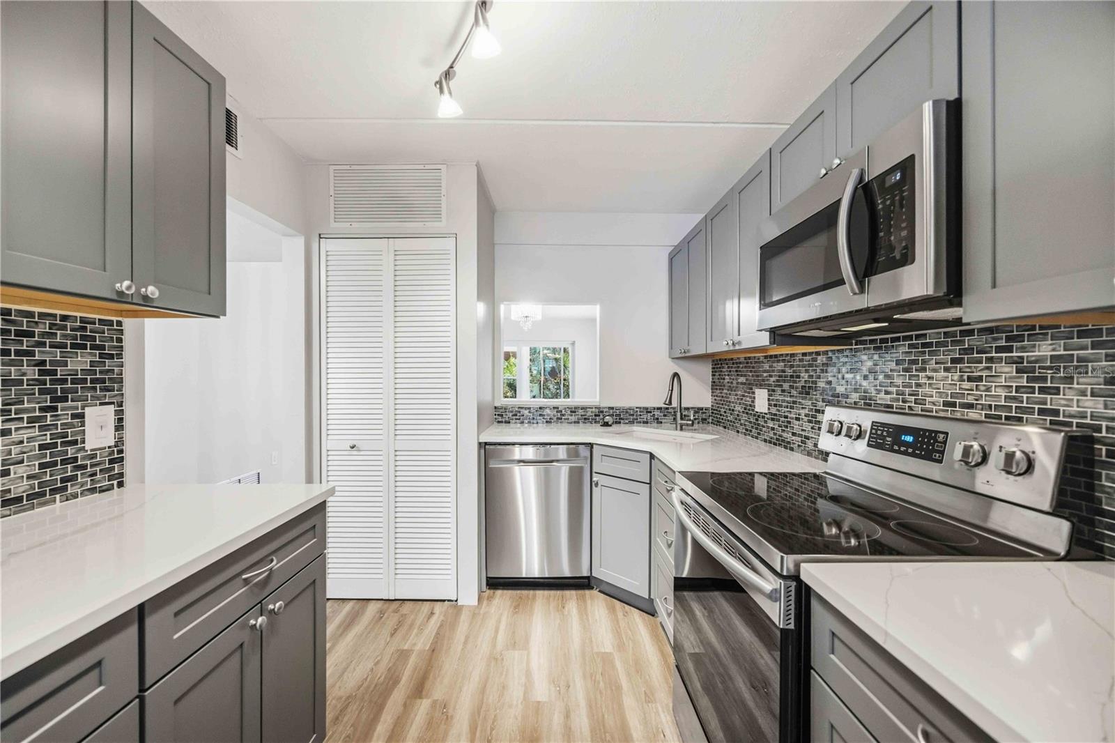 270 SANTA MARIA ST #104, VENICE, FL, 34285
