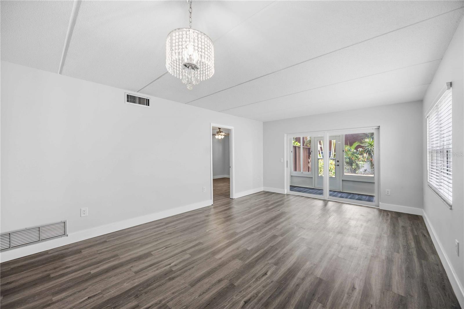 270 SANTA MARIA ST #104, VENICE, FL, 34285