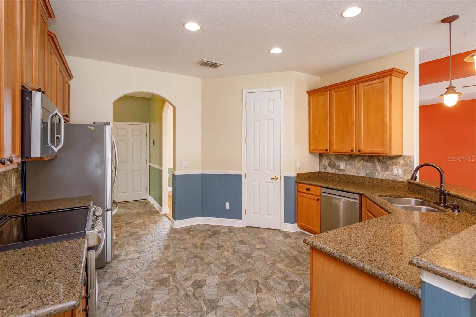 2348 NORTHUMBRIA DR, SANFORD, FL, 32771