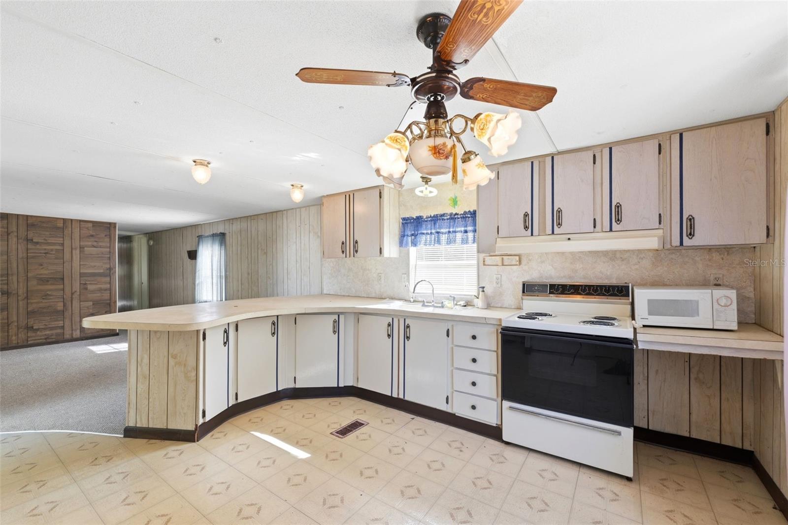16111 SARASOTA ST, BROOKSVILLE, FL, 34604