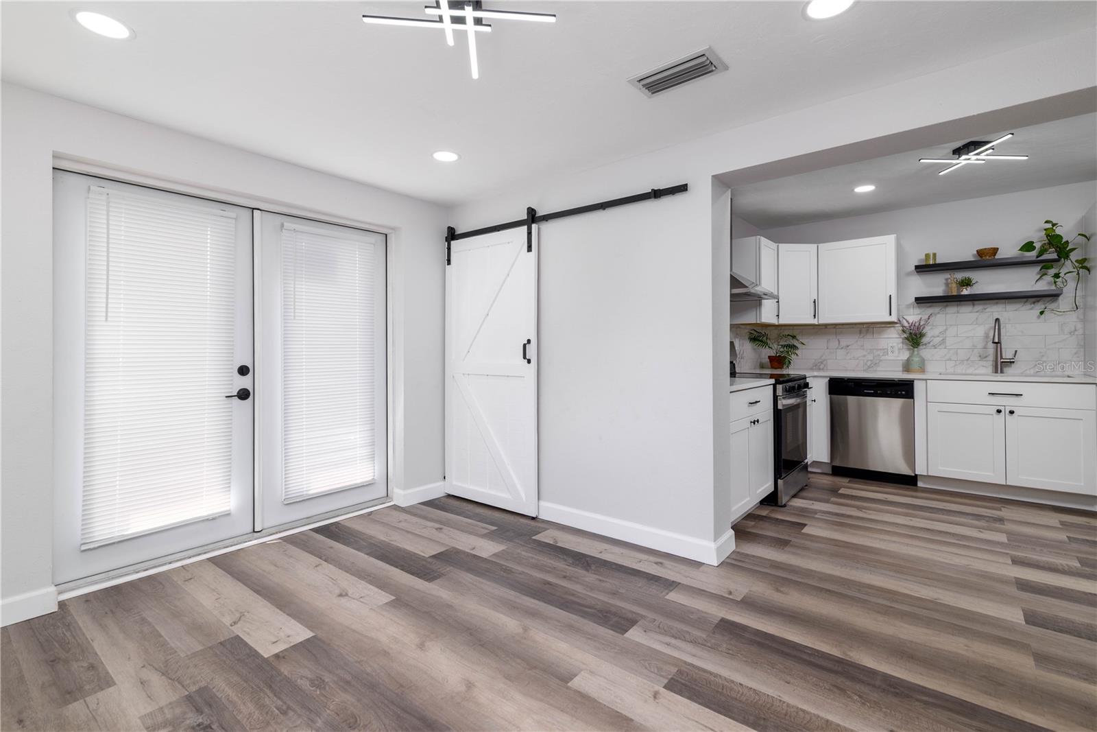 717 W WINIFRED ST, AVON PARK, FL, 33825