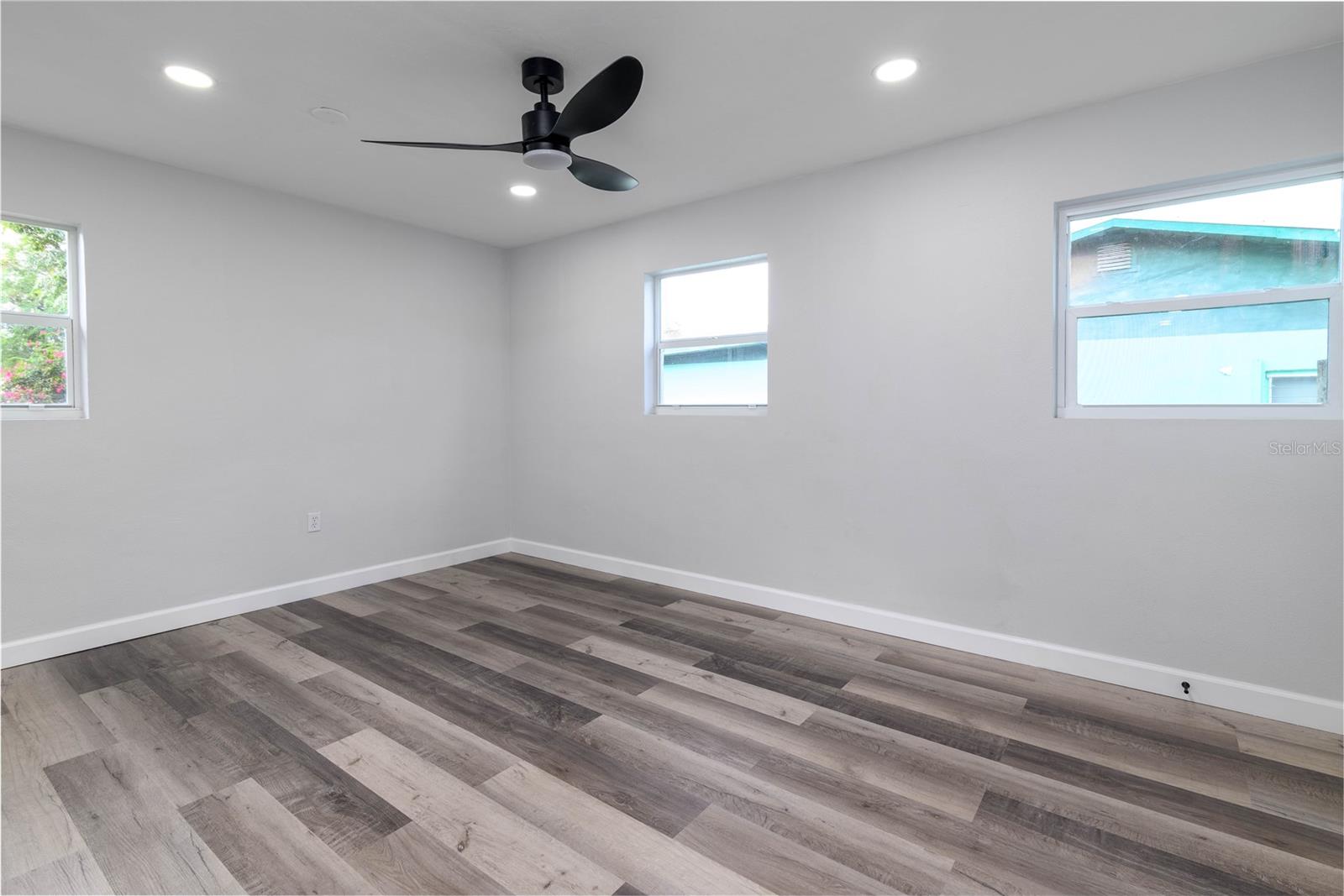 717 W WINIFRED ST, AVON PARK, FL, 33825