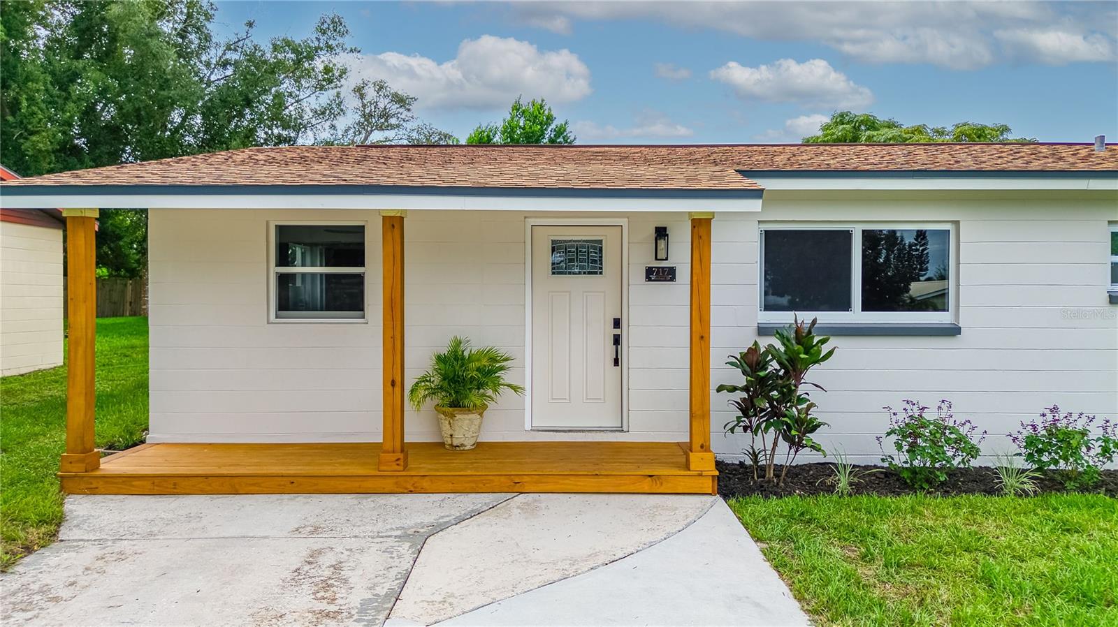 717 W WINIFRED ST, AVON PARK, FL, 33825