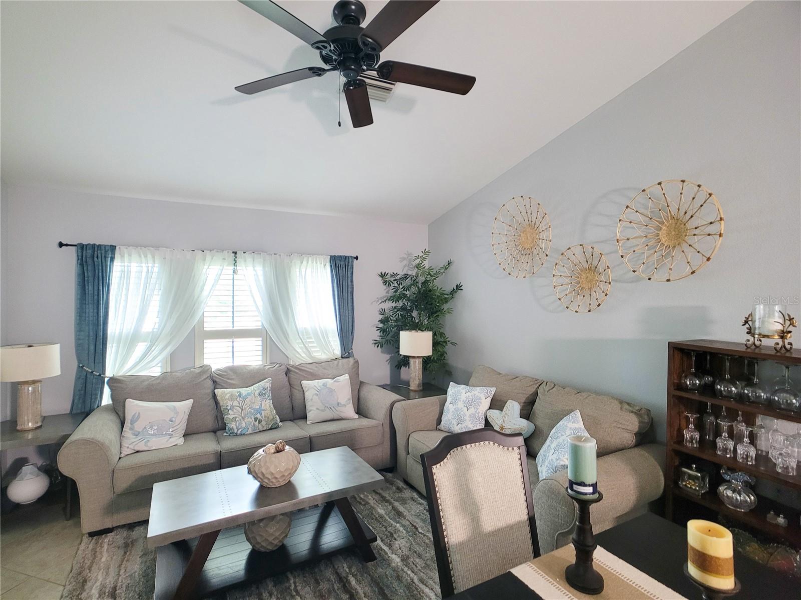 364 MACARTHUR DR, PORT CHARLOTTE, FL, 33954
