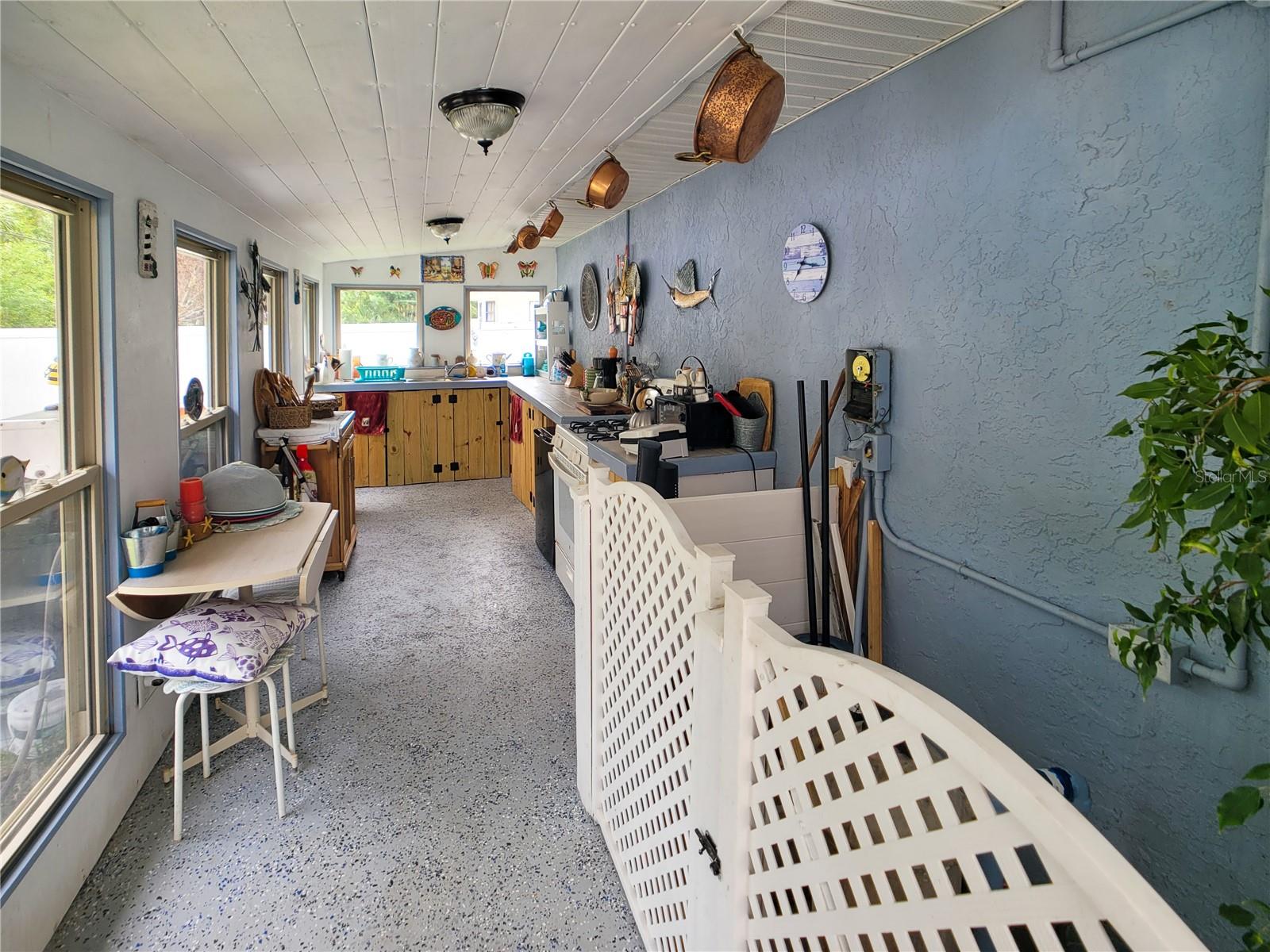 364 MACARTHUR DR, PORT CHARLOTTE, FL, 33954
