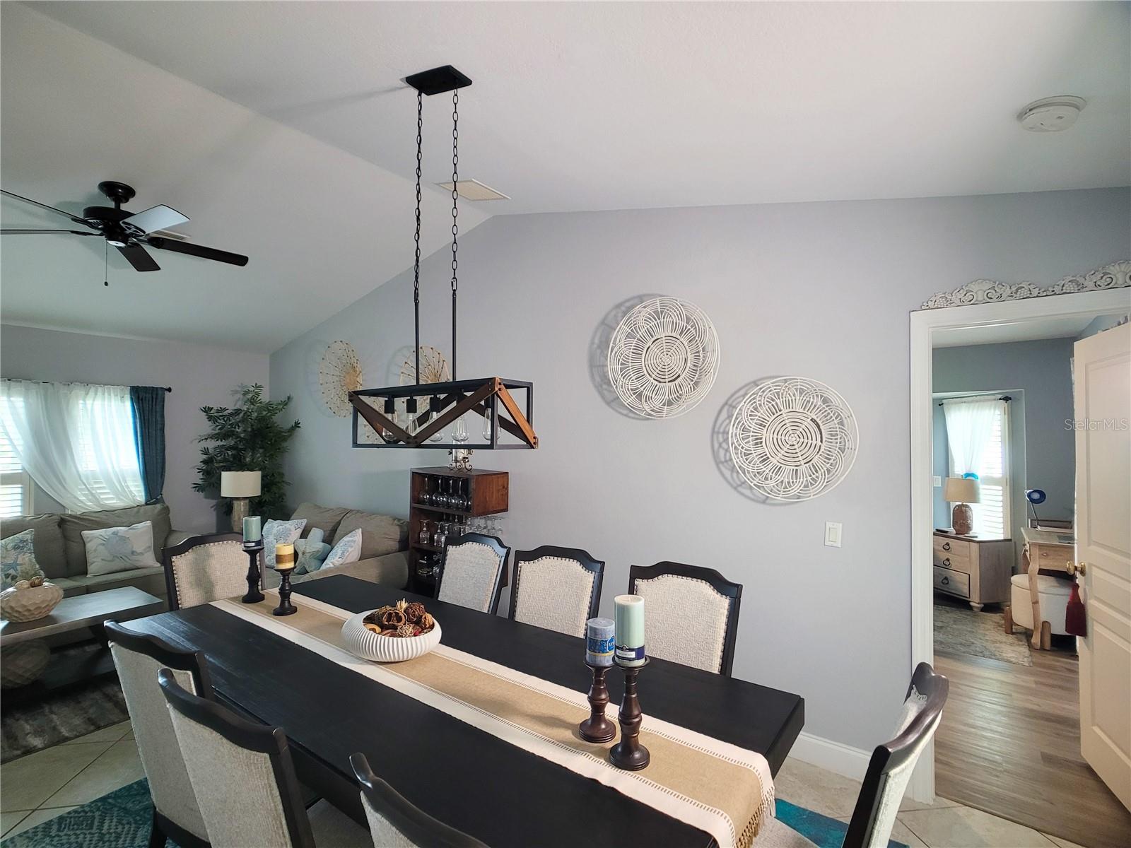 364 MACARTHUR DR, PORT CHARLOTTE, FL, 33954