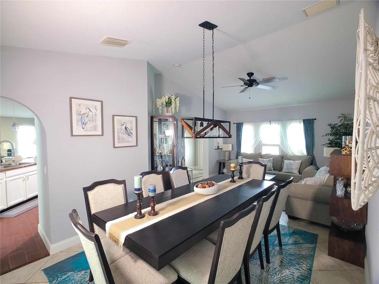 364 MACARTHUR DR, PORT CHARLOTTE, FL, 33954
