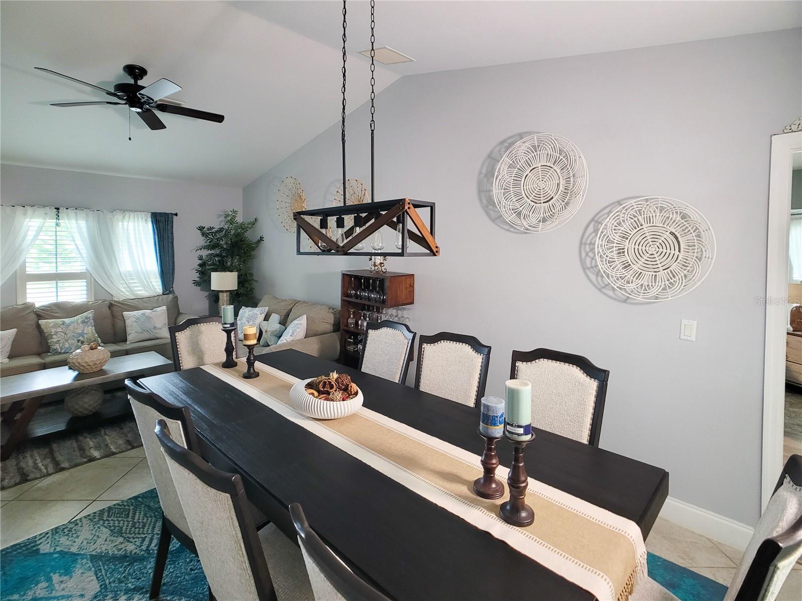 364 MACARTHUR DR, PORT CHARLOTTE, FL, 33954