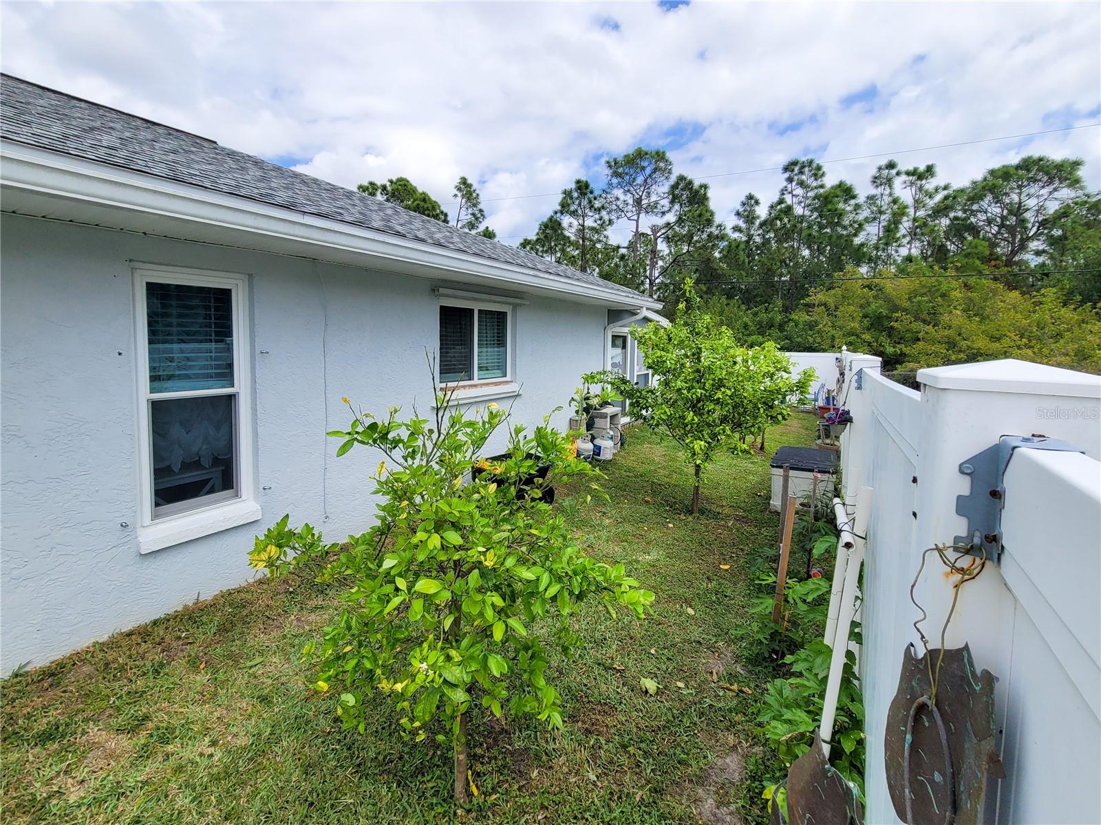 364 MACARTHUR DR, PORT CHARLOTTE, FL, 33954