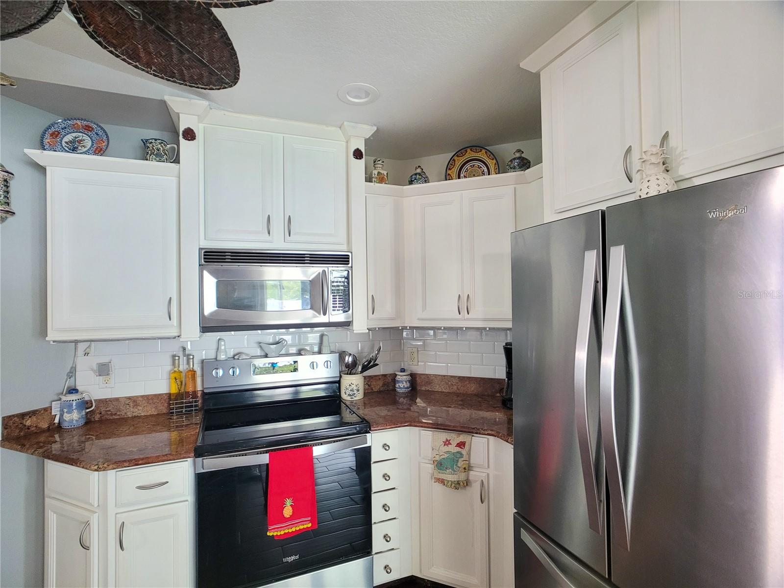 364 MACARTHUR DR, PORT CHARLOTTE, FL, 33954