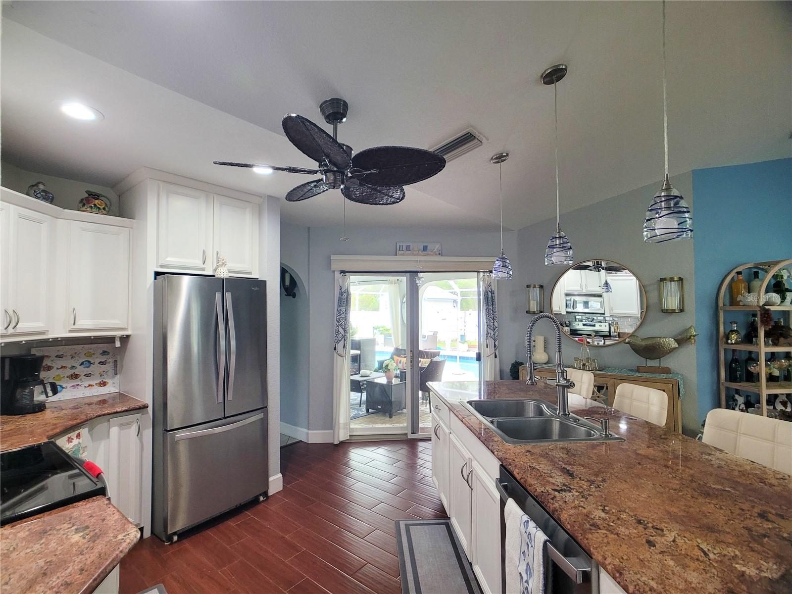364 MACARTHUR DR, PORT CHARLOTTE, FL, 33954