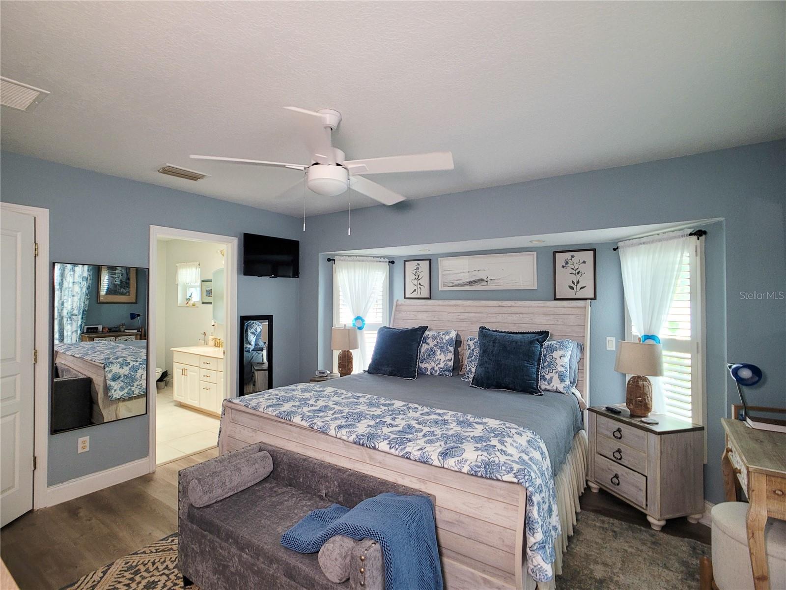 364 MACARTHUR DR, PORT CHARLOTTE, FL, 33954