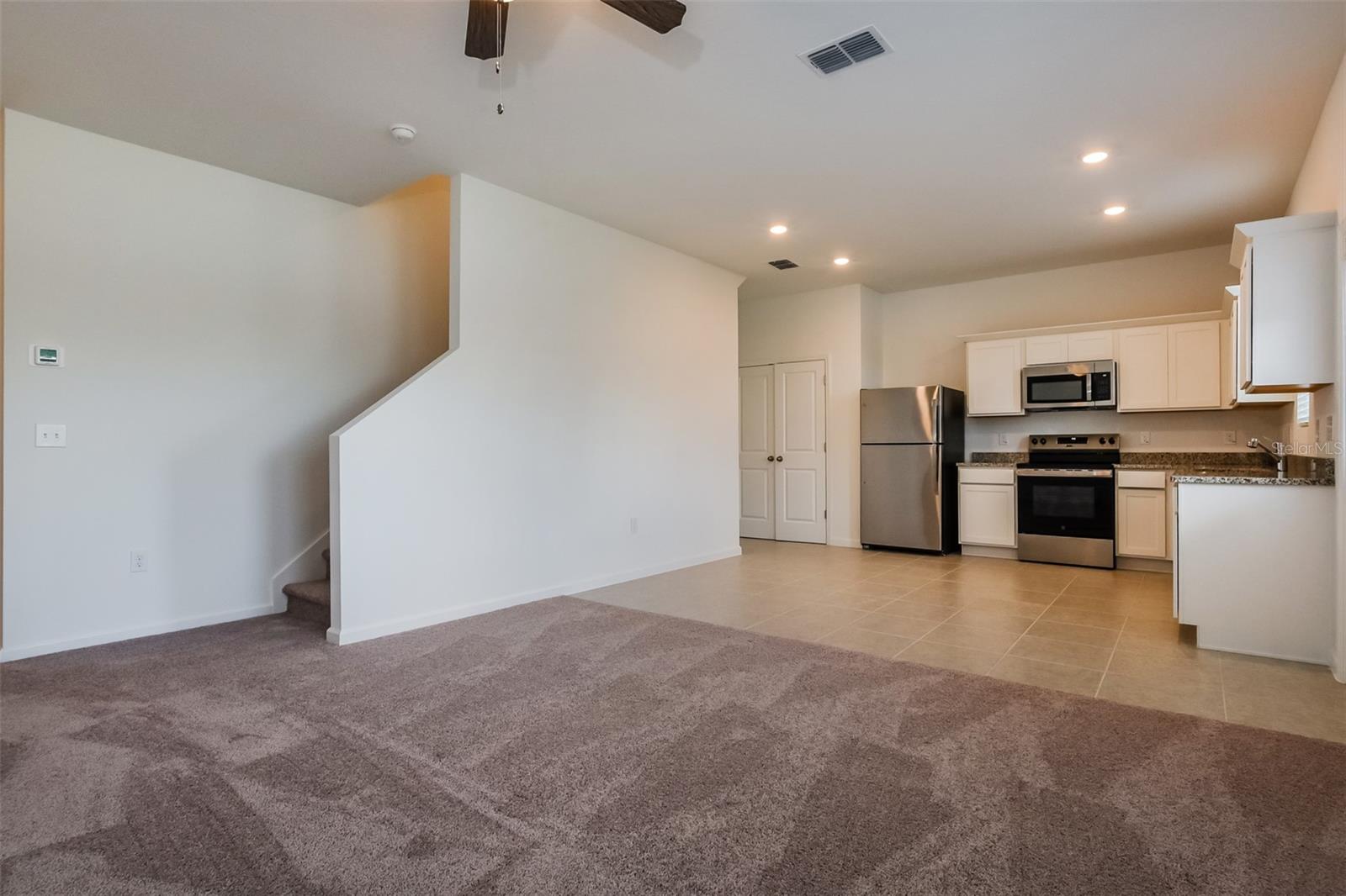 2084 HEMINGWAY CIR, GROVELAND, FL, 34736