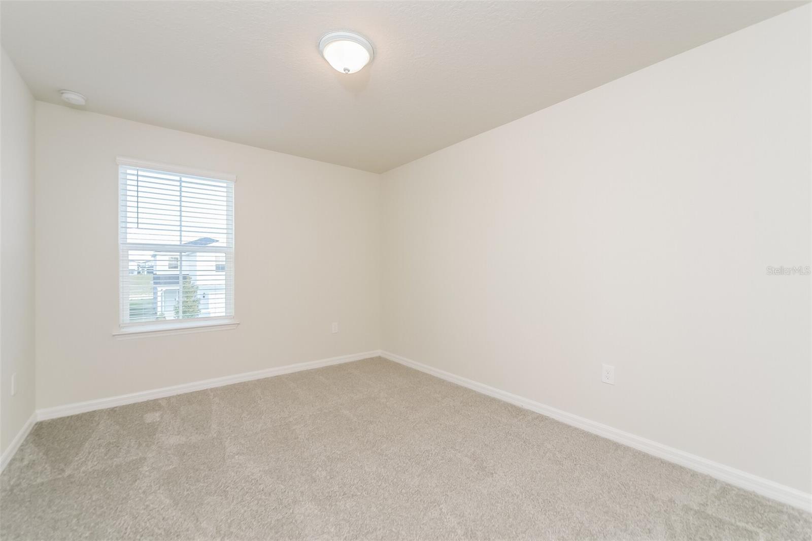 3734 HADDON AVE, DAVENPORT, FL, 33837