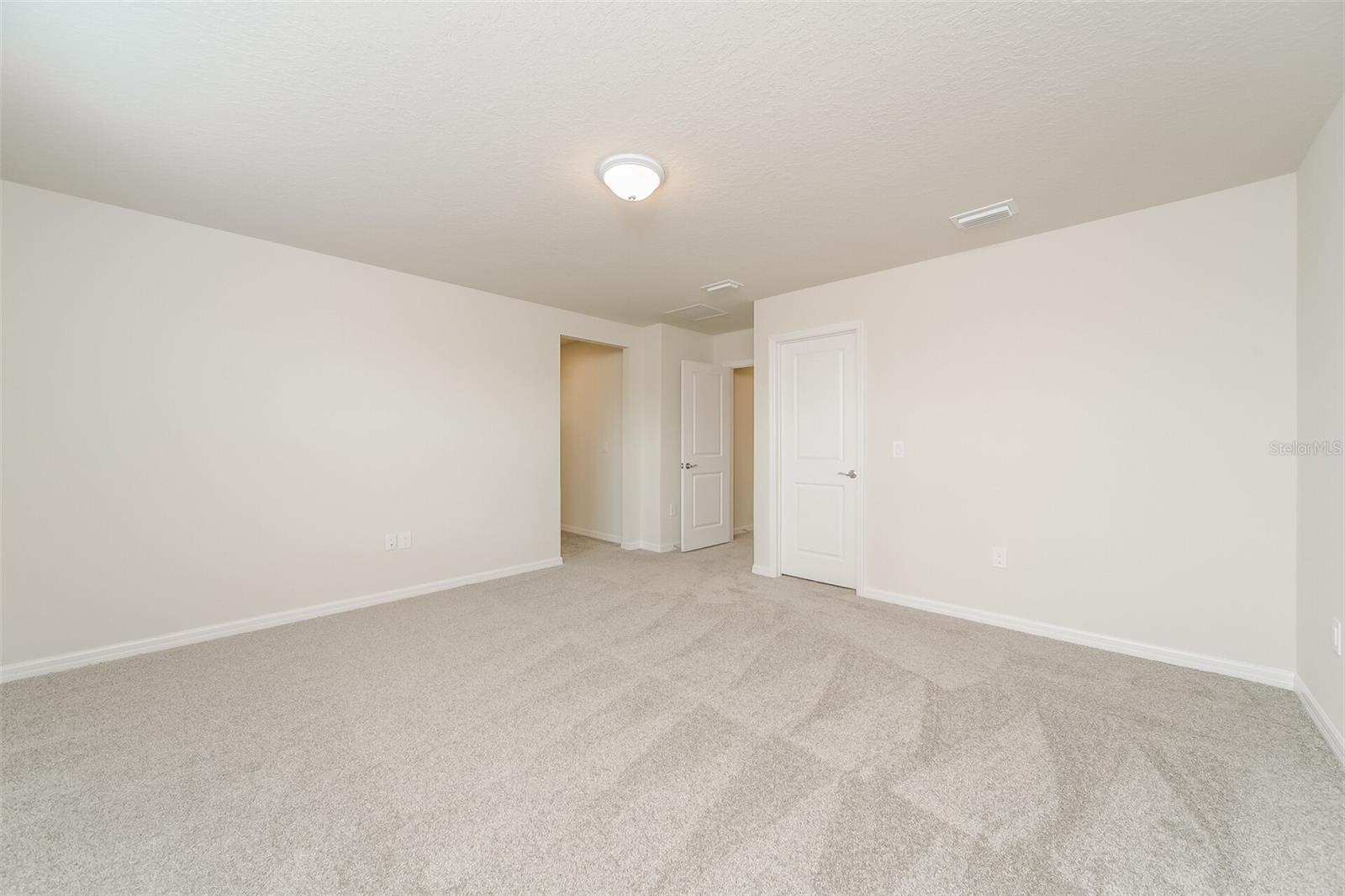 3734 HADDON AVE, DAVENPORT, FL, 33837