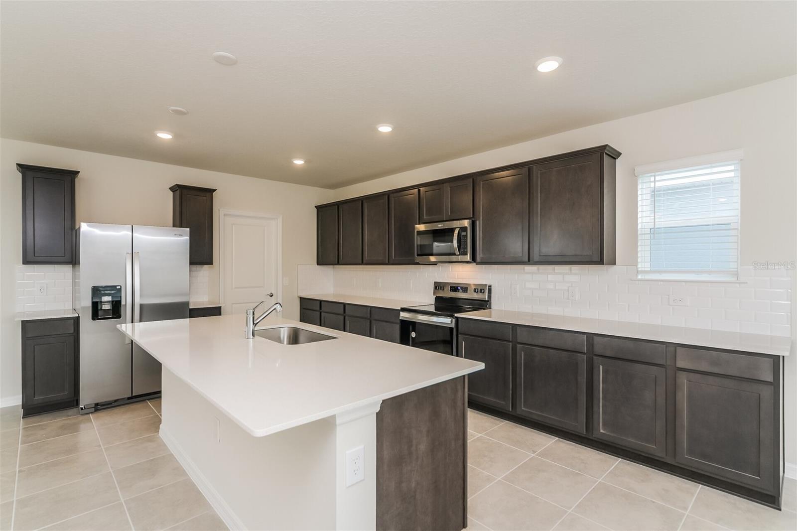3734 HADDON AVE, DAVENPORT, FL, 33837