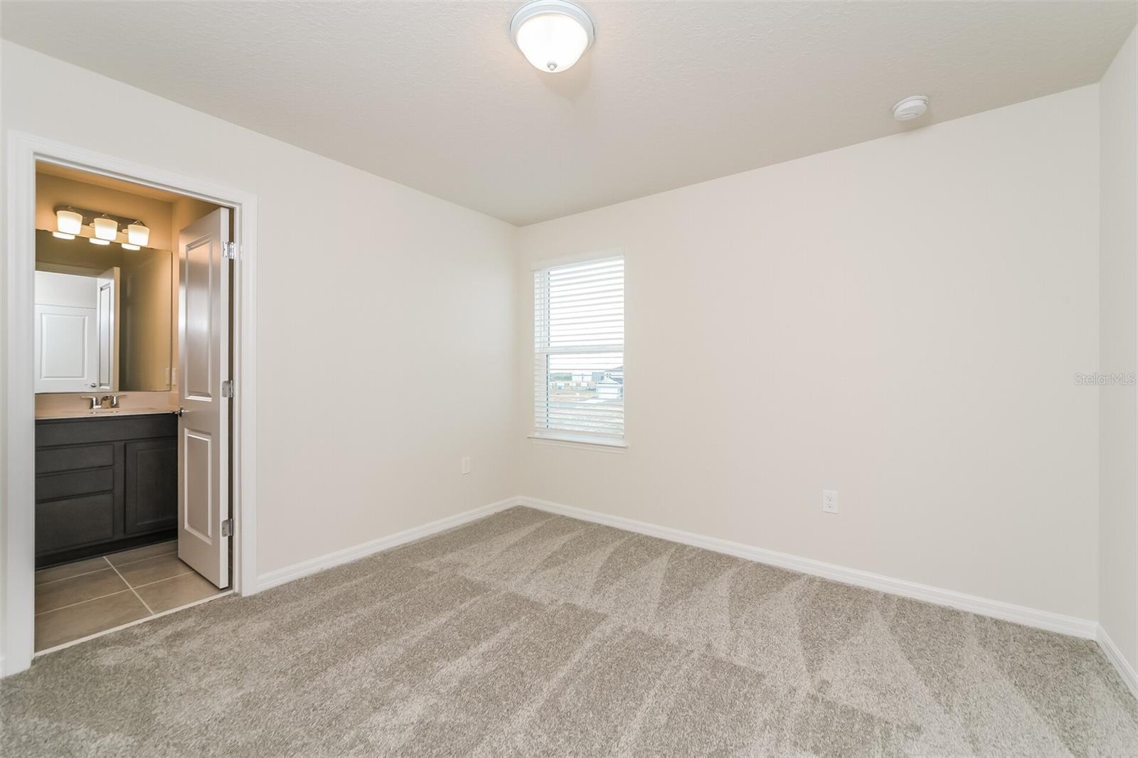 3734 HADDON AVE, DAVENPORT, FL, 33837