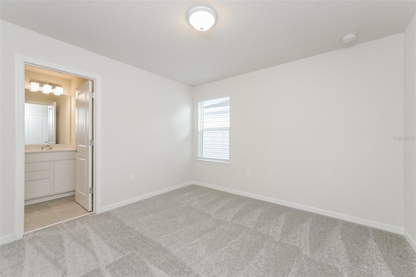 3739 HADDON AVE, DAVENPORT, FL, 33837