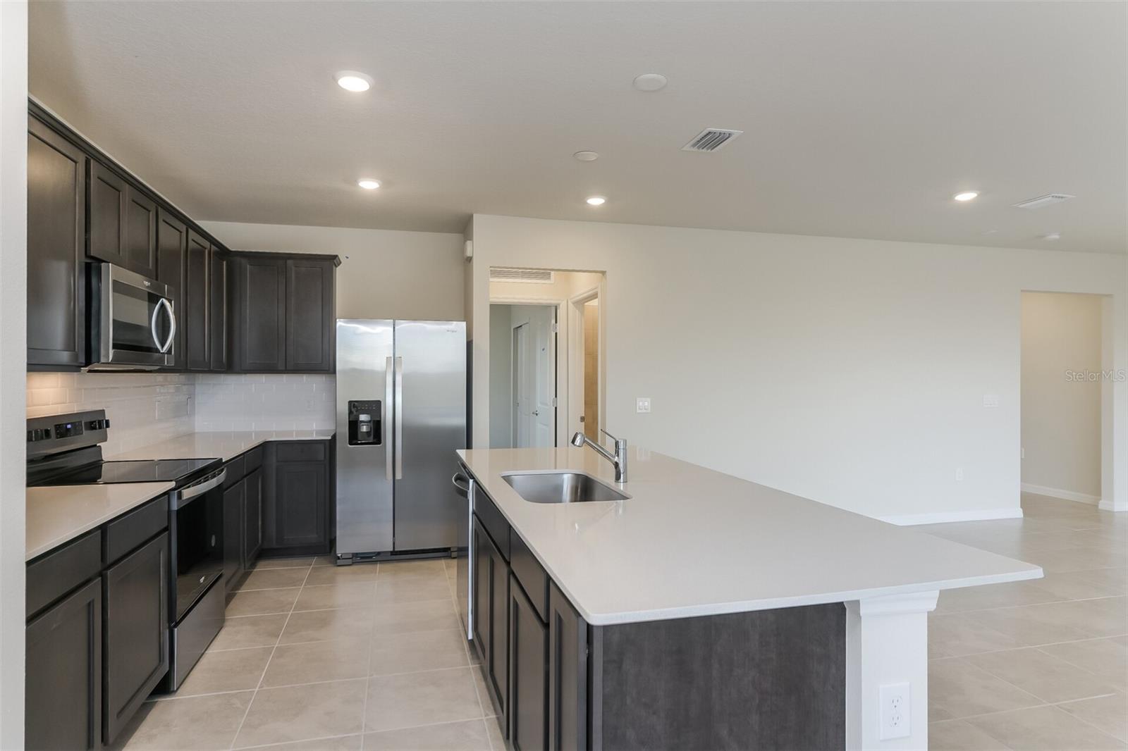 3735 HADDON AVE, DAVENPORT, FL, 33837