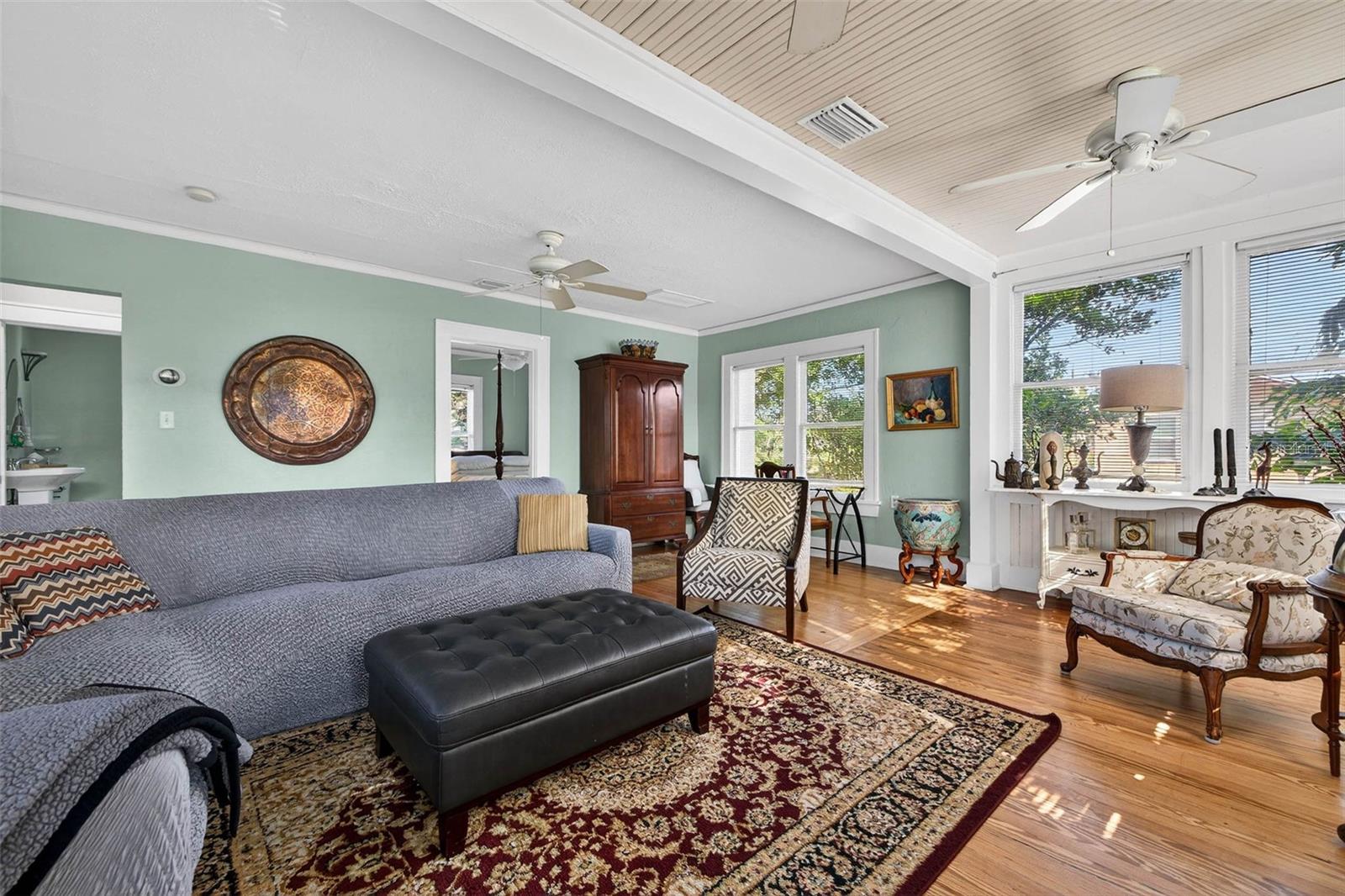 2651 3RD AVE N, ST PETERSBURG, FL, 33713