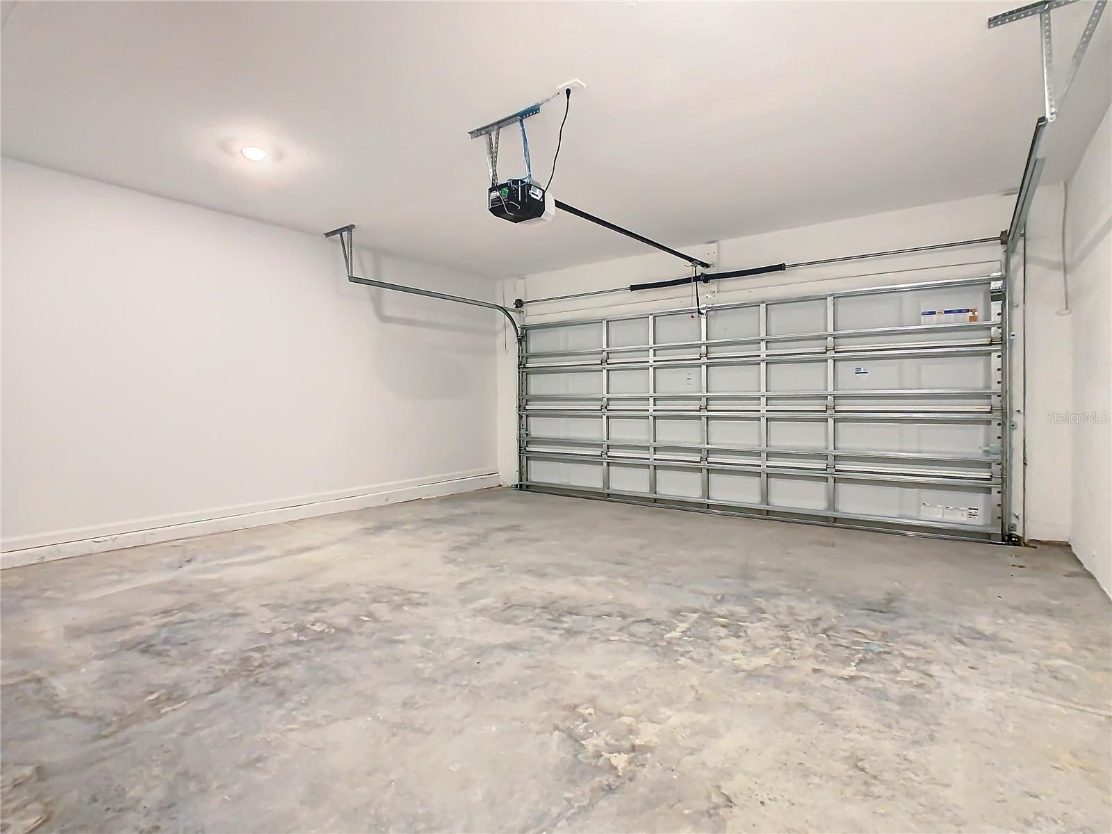 1033 HOLDEN WAY, EAGLE LAKE, FL, 33839