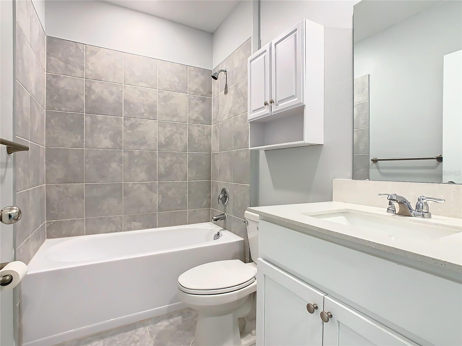 1033 HOLDEN WAY, EAGLE LAKE, FL, 33839