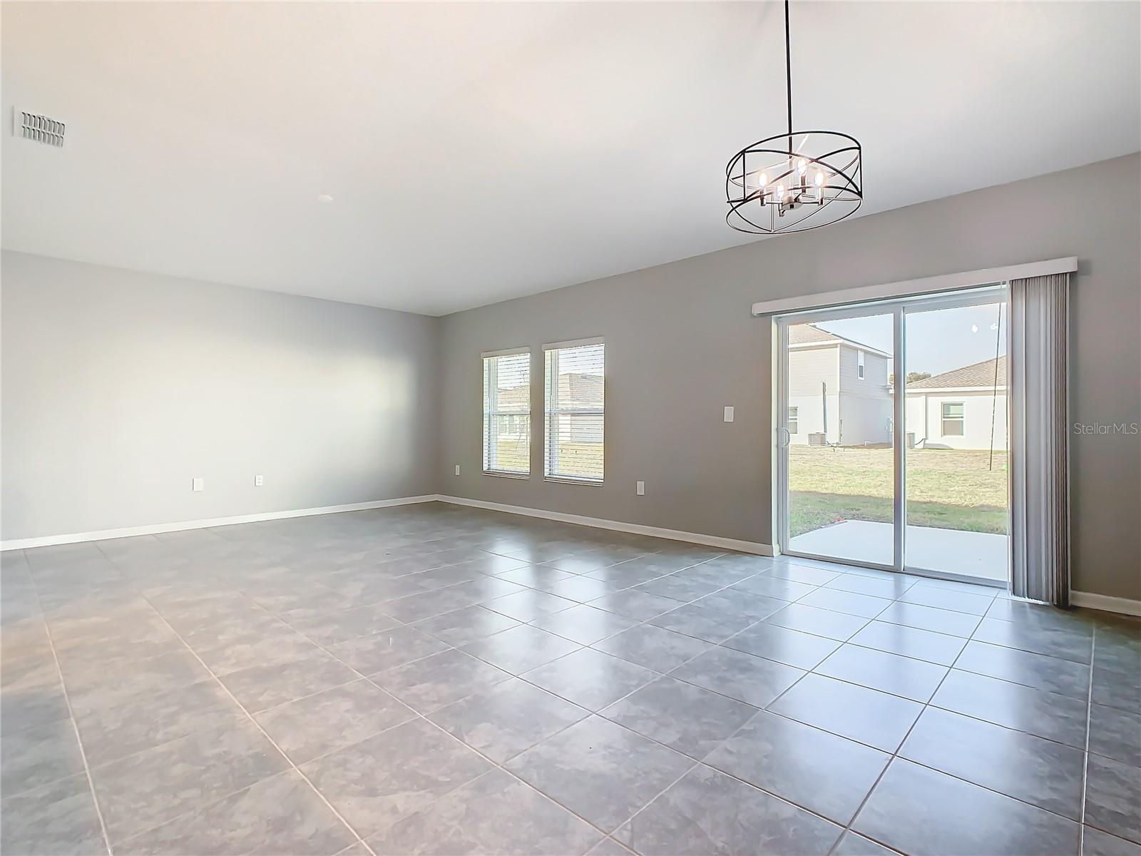 1033 HOLDEN WAY, EAGLE LAKE, FL, 33839