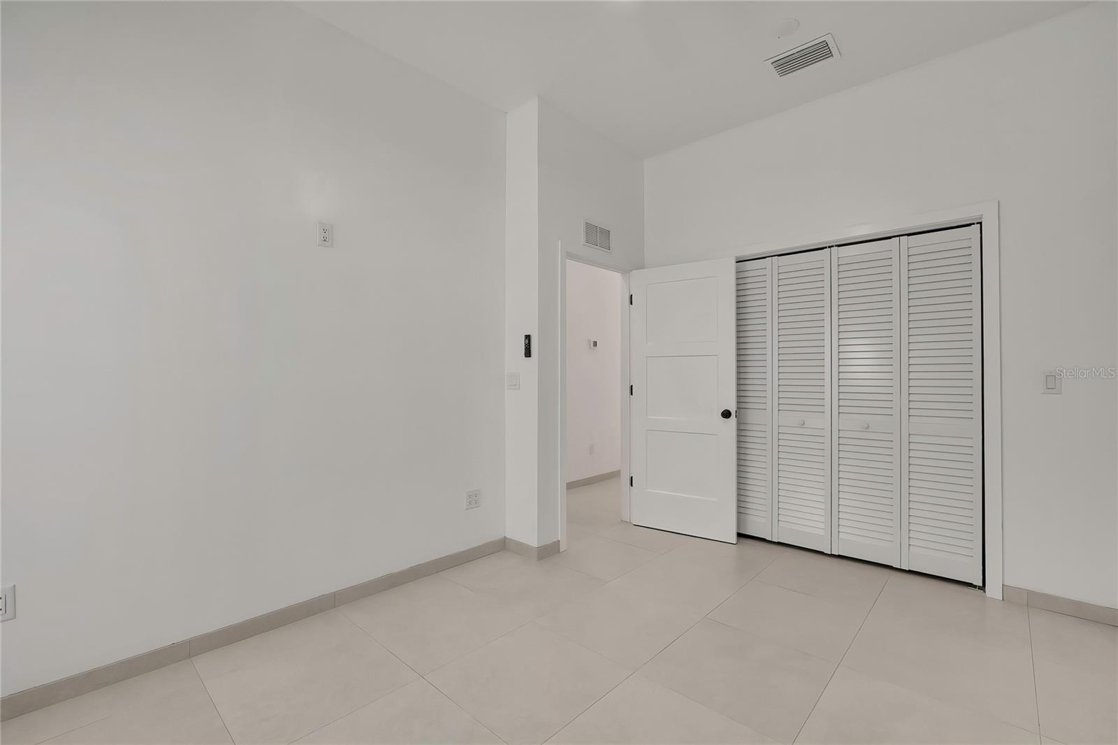 18405 30TH ST, LUTZ, FL, 33559