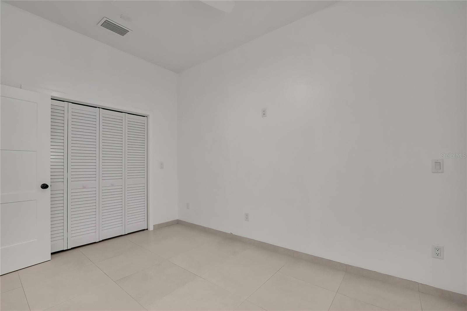 18405 30TH ST, LUTZ, FL, 33559