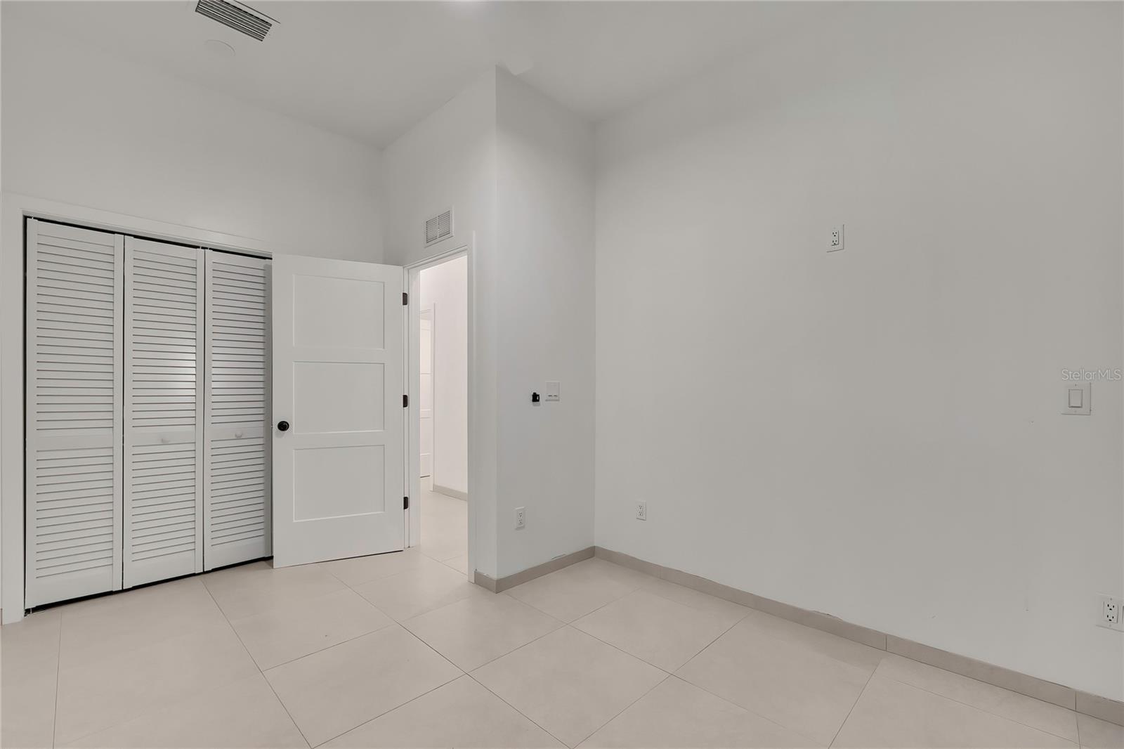 18405 30TH ST, LUTZ, FL, 33559