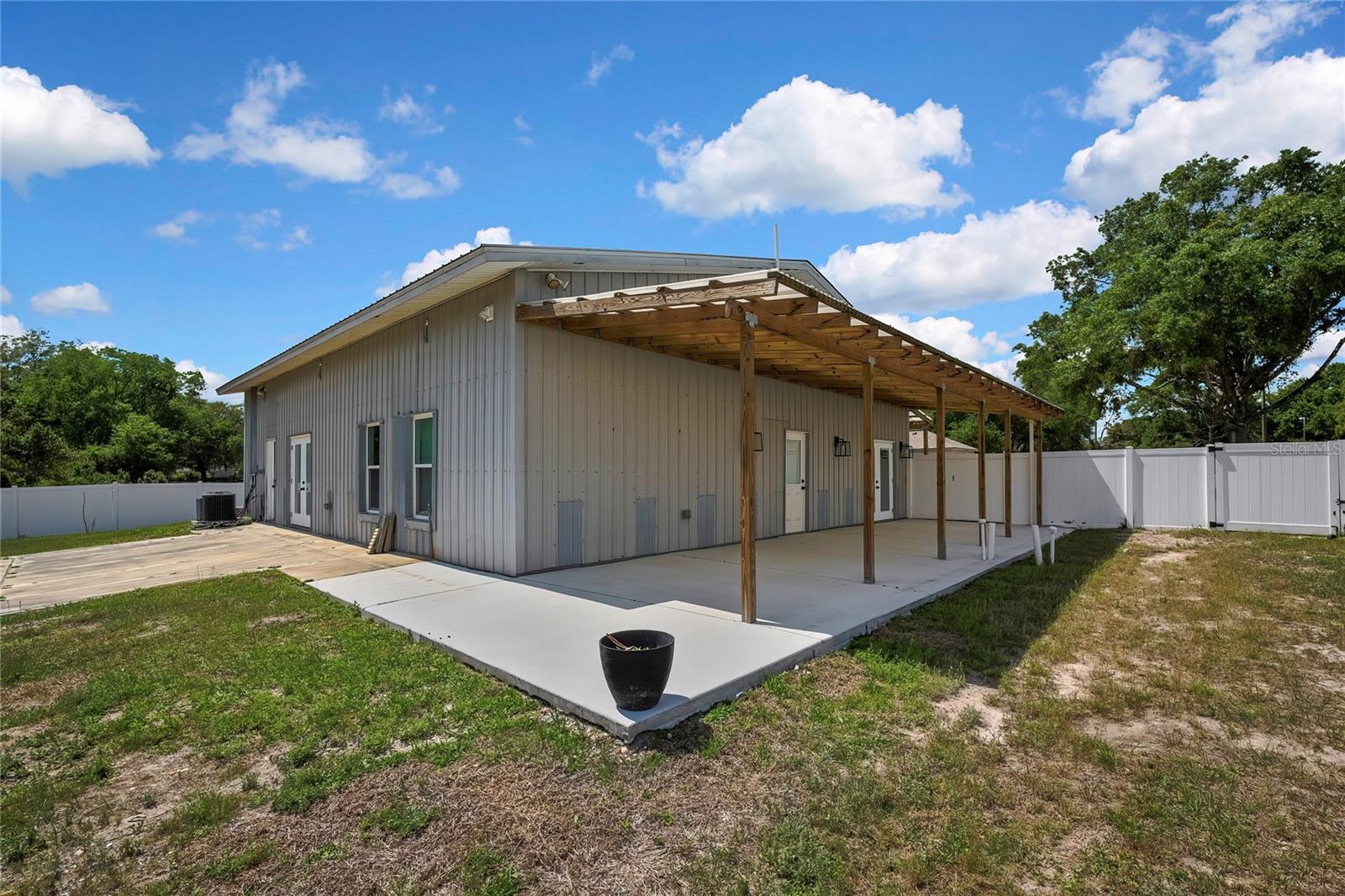 18405 30TH ST, LUTZ, FL, 33559
