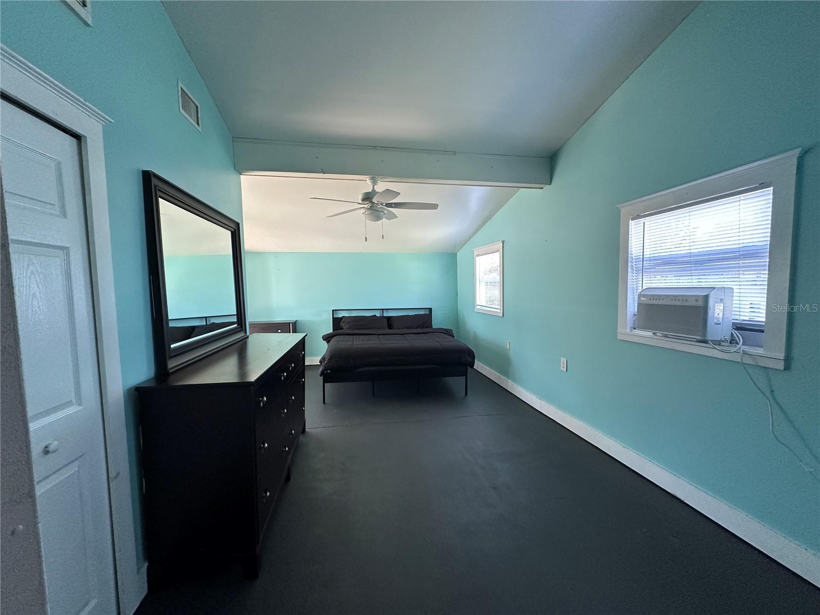 27 FARMBROOK LN, PALM COAST, FL, 32137