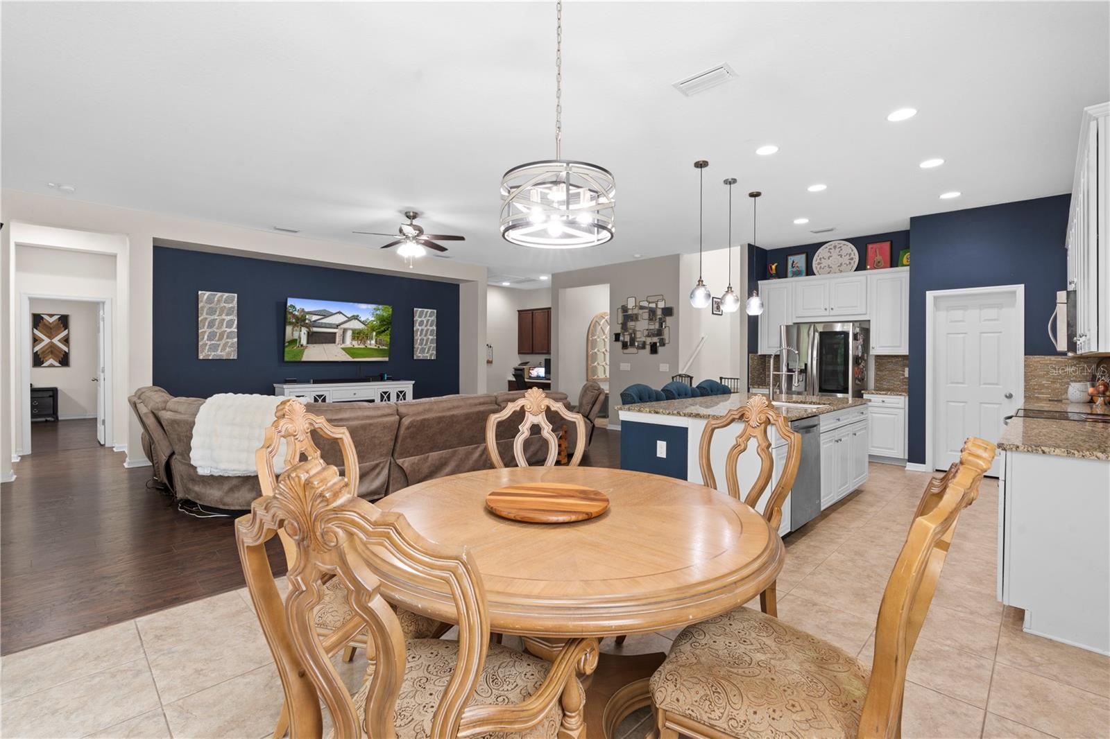11814 CROSS VINE DR, RIVERVIEW, FL, 33579