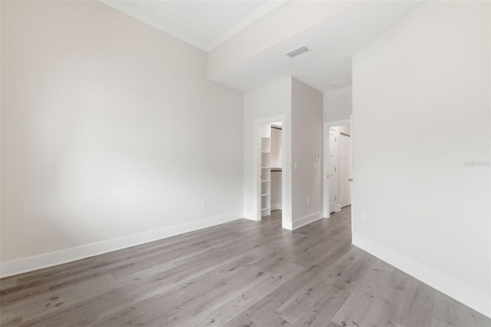 1225 SAVONA DR NE, ST PETERSBURG, FL, 33702